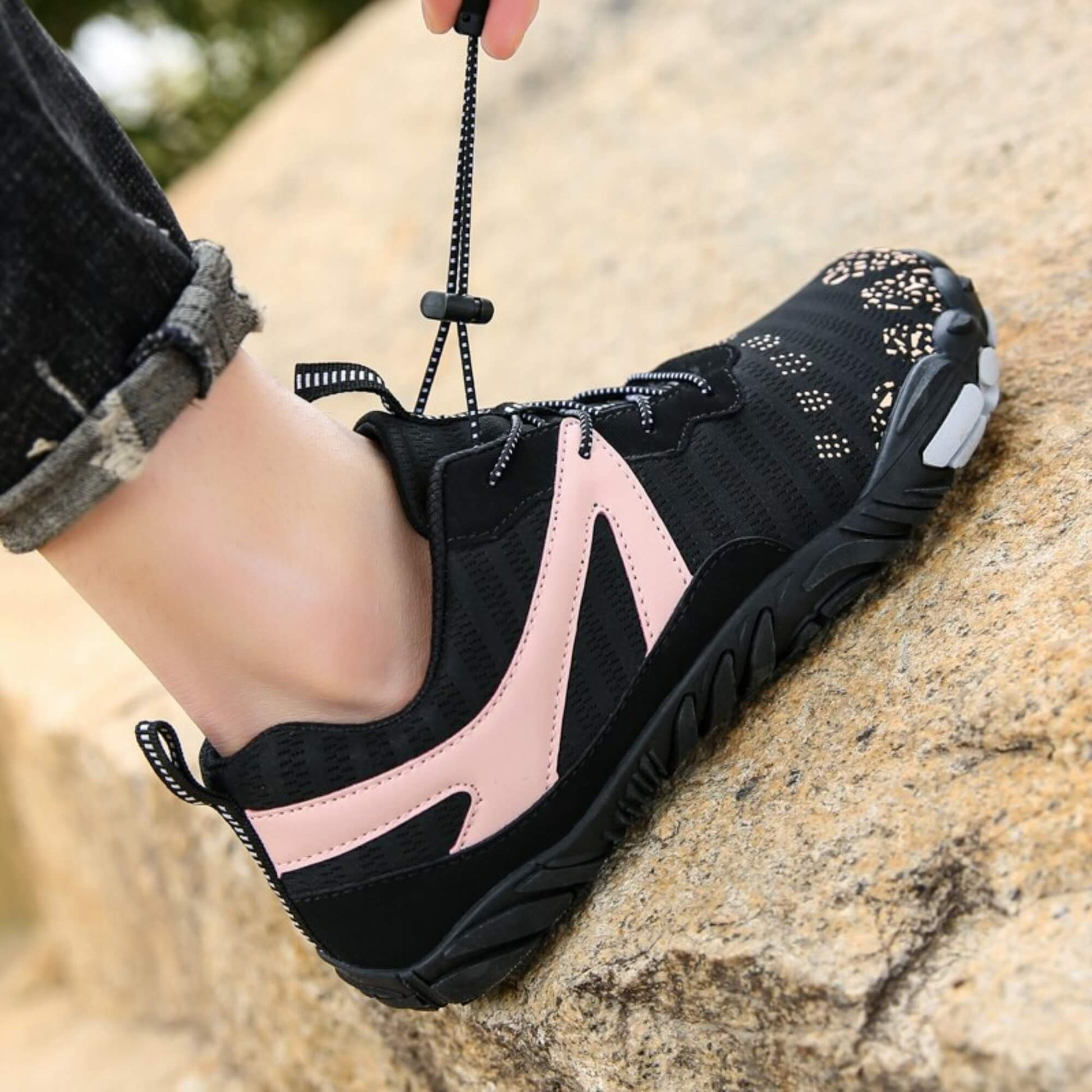 Water Beach and Outdoor Sports Shoes 