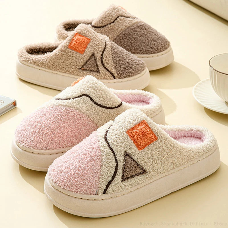 Pantoufles dhiver Douces et Confortables en Peluche – Unisexe marron rose claire