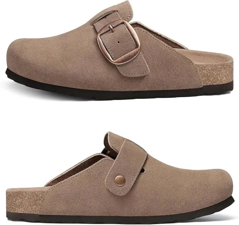 Sabots en Cuir Suede avec Grande Boucle moka2