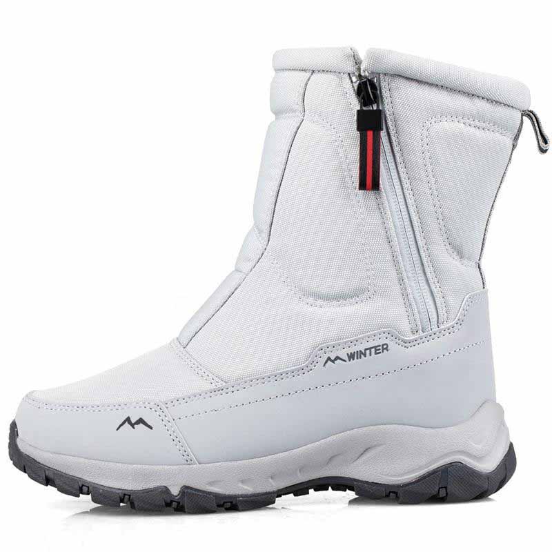 Waterproof and non-slip snow boots with thick fur